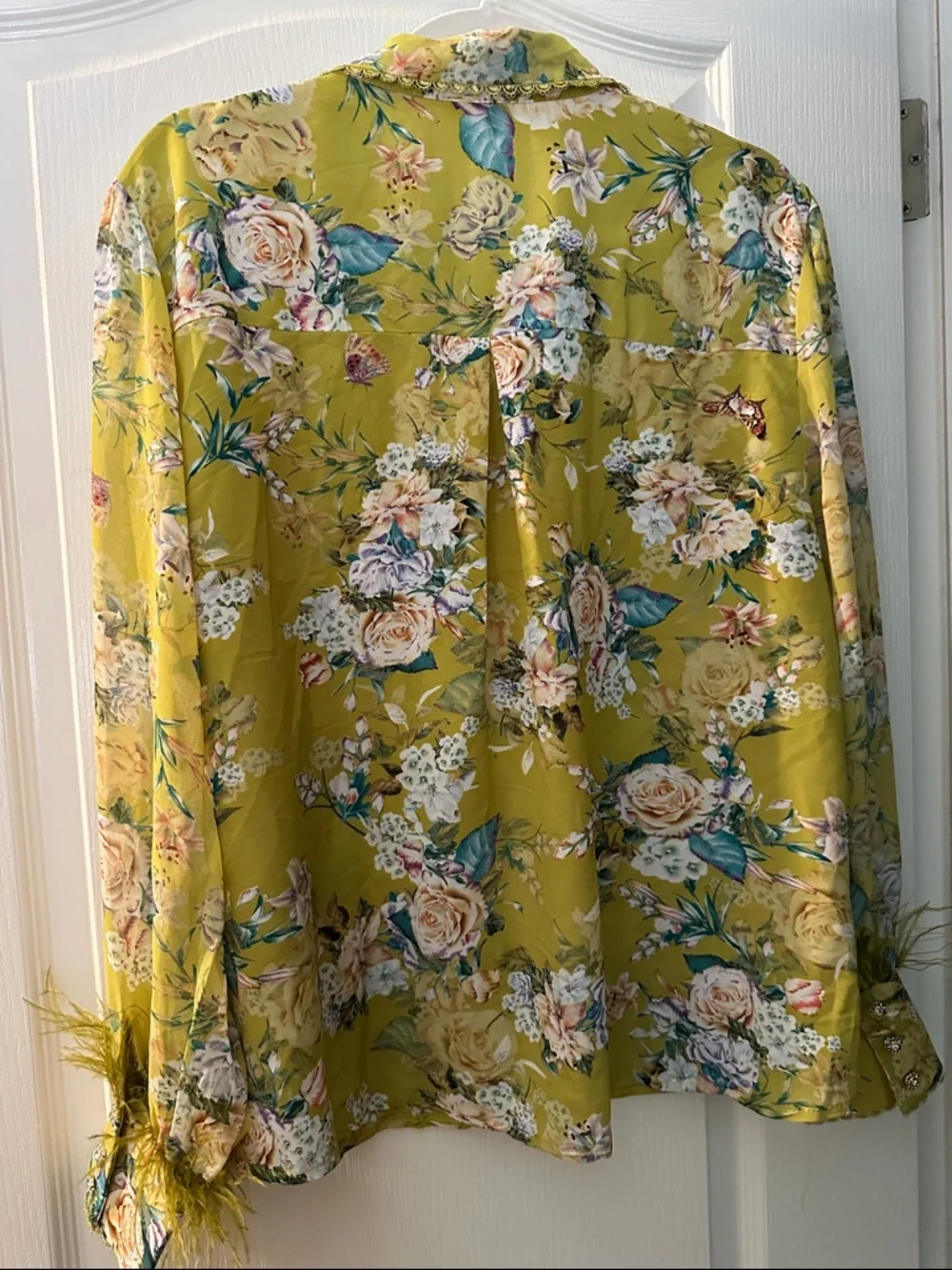 POL Floral Button-Up Blouse in Chartreuse with Multi-Color Flowers - Picture 7 of 8